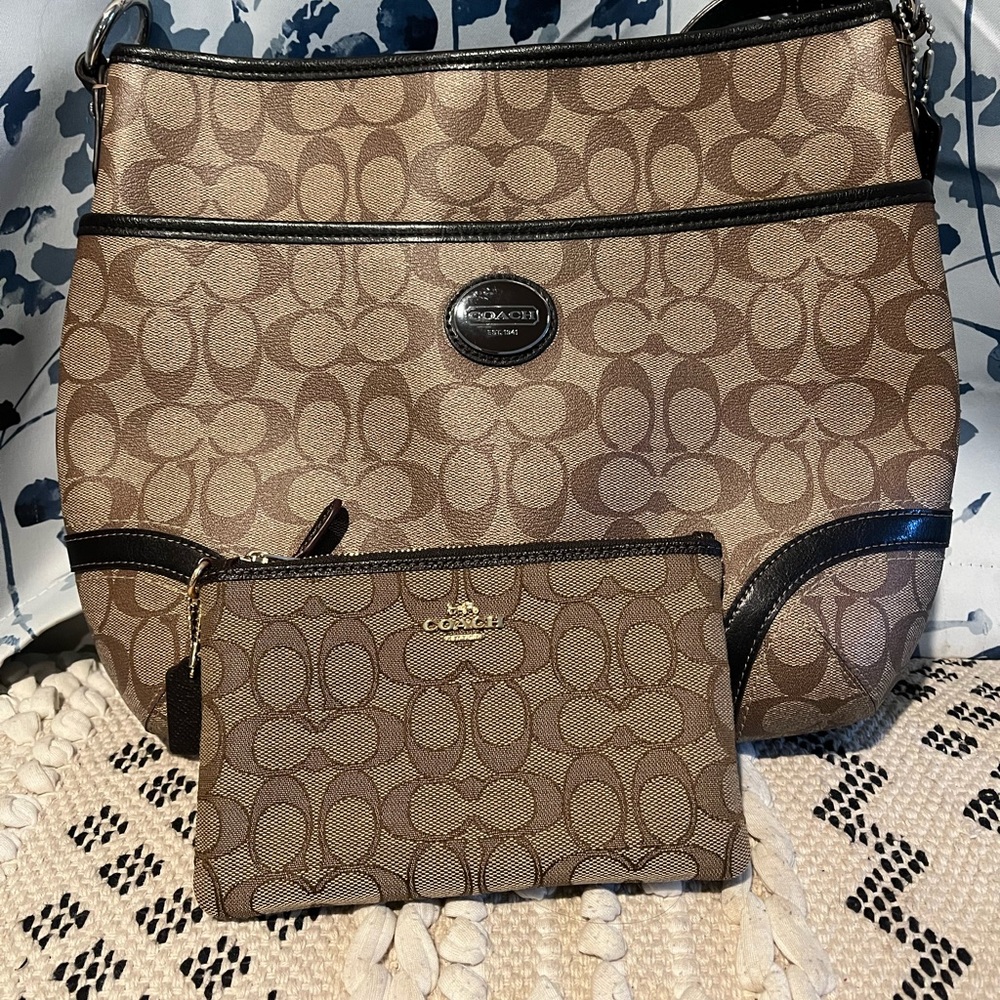 Coach purse brand new with small wallet clutch included